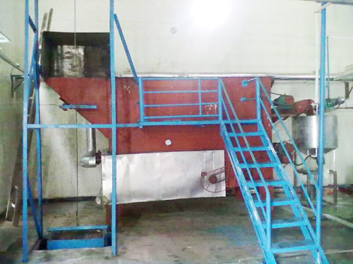 Animal oil vacuum refining